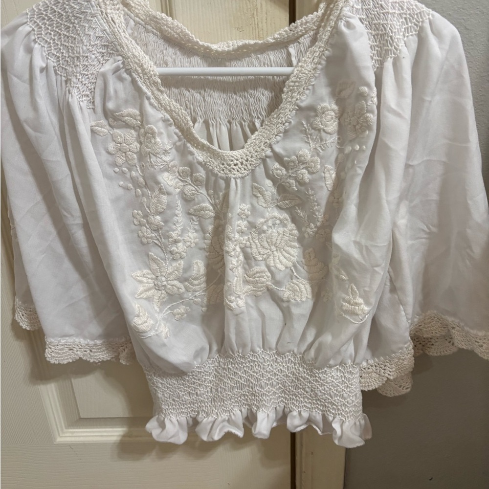 Elegant White Embroidered Women's Top